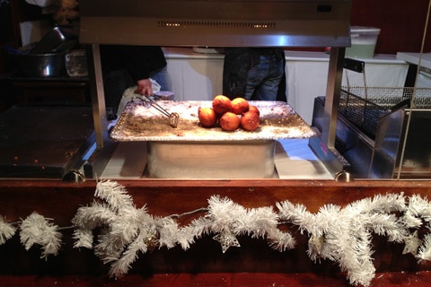 אוכל רחוב השוק בפוטסאדמר פלאץ גרמניה