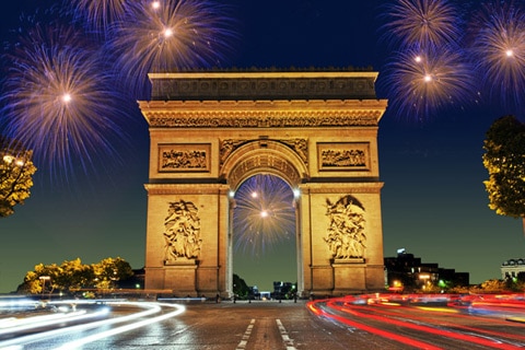 בצרפת חוגגים את יום הבסטיליה