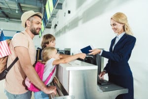 משפחה טסה לחו"ל בפעם הראשונה