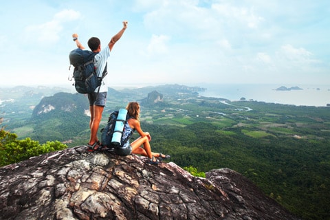  ביטוח נסיעות בקשו מהם לשמור על קשר