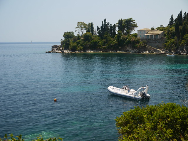 קורפו חופים משגעים וכפרים ציוריים