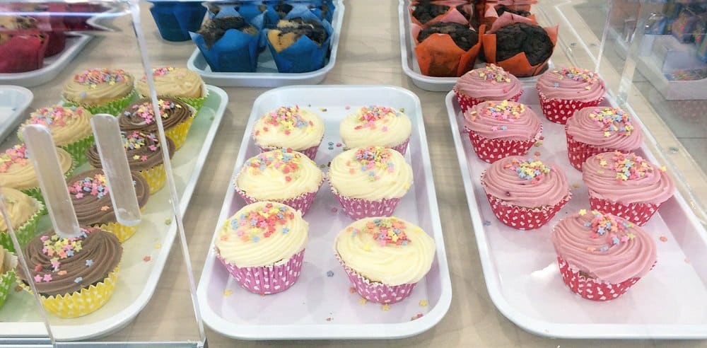 Zorbas bakery בפאפוס